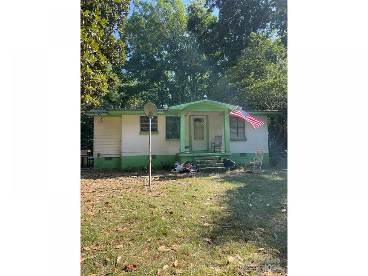 Picture of Residential Land For Sale in Marshville, North Carolina, United States