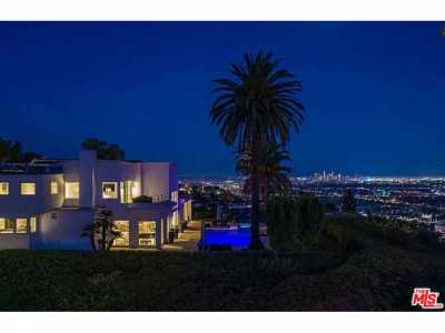 Home For Sale in Los Angeles, California