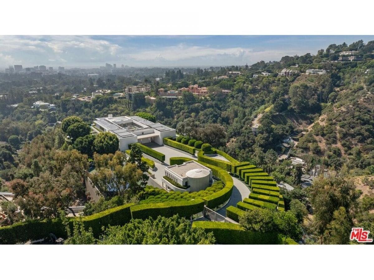 Picture of Home For Sale in Beverly Hills, California, United States