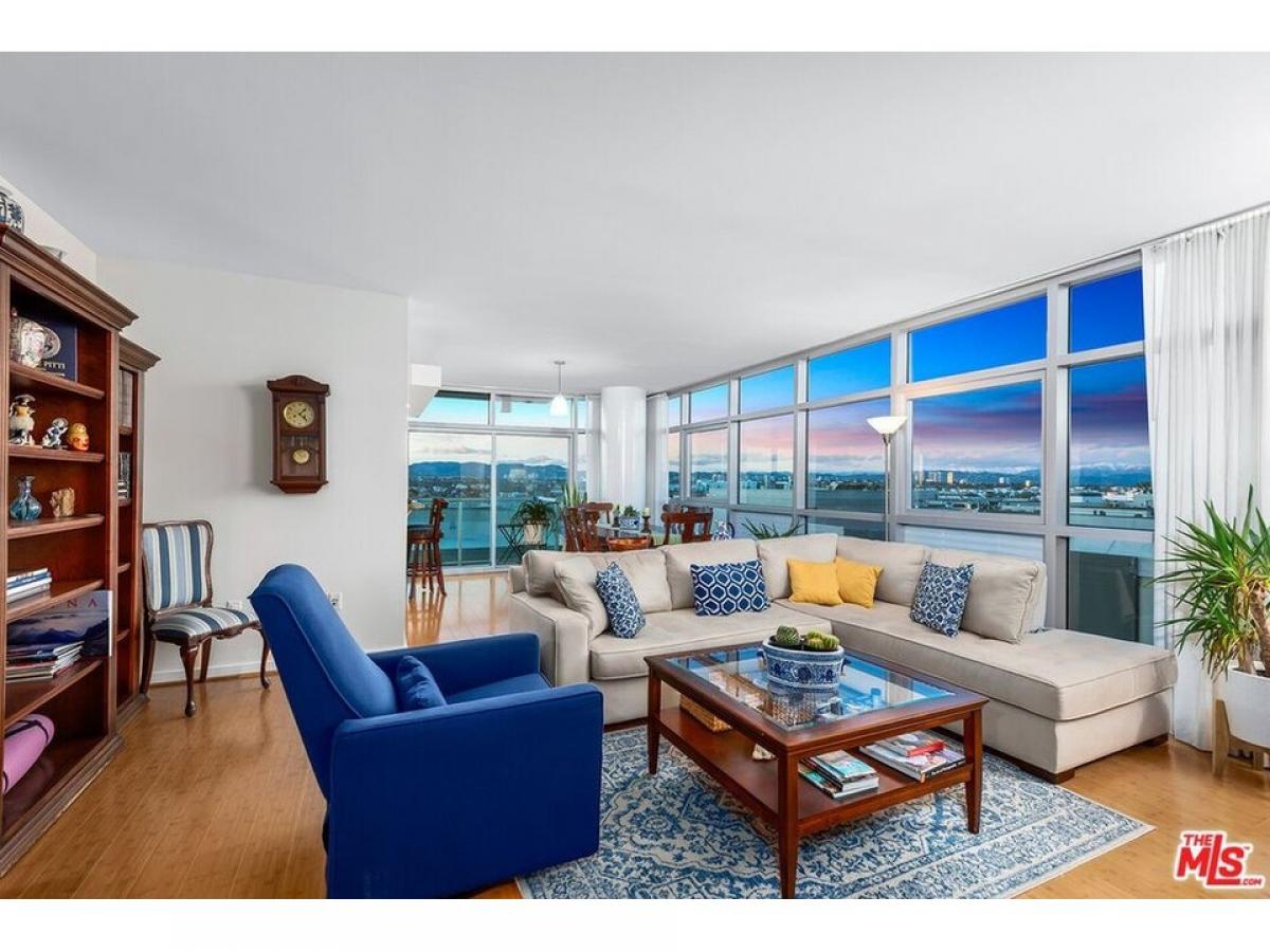 Picture of Home For Sale in Marina del Rey, California, United States