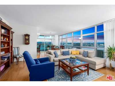 Home For Sale in Marina del Rey, California