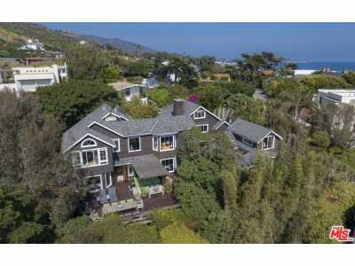 Home For Sale in Malibu, California