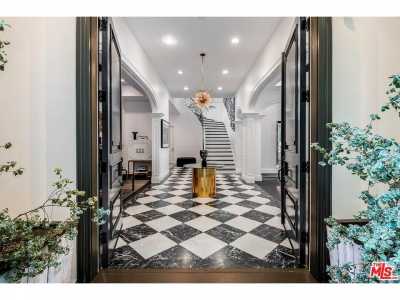 Home For Sale in Beverly Hills, California