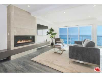 Home For Sale in Malibu, California