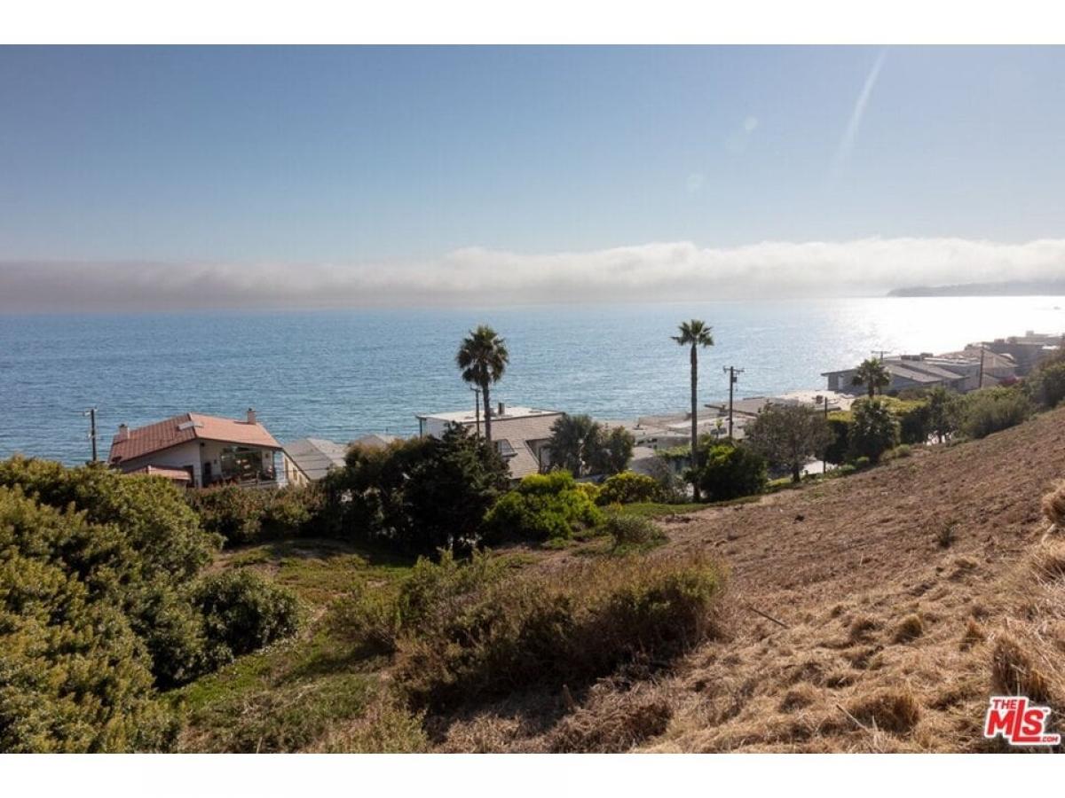 Picture of Residential Land For Sale in Malibu, California, United States