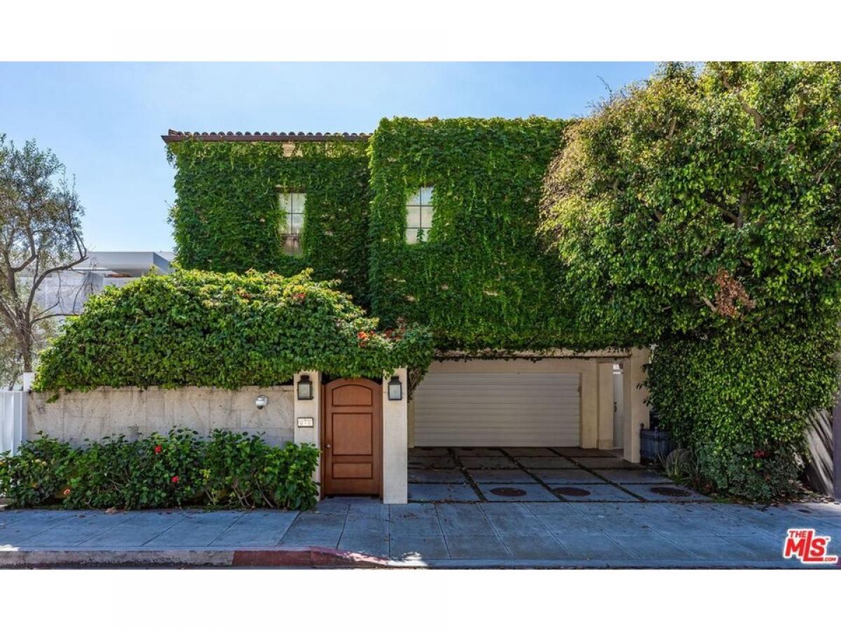 Picture of Home For Sale in Malibu, California, United States