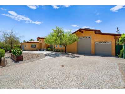 Home For Sale in Palm Springs, California