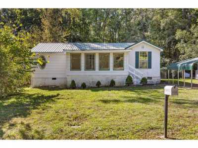 Home For Sale in Rossville, Georgia