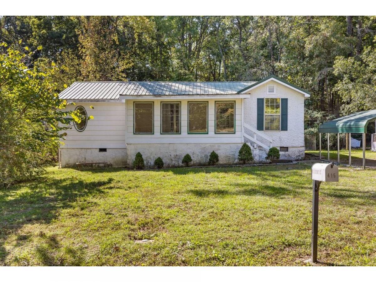 Picture of Home For Sale in Rossville, Georgia, United States