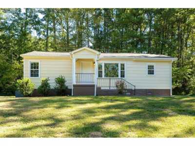 Home For Sale in Rock Spring, Georgia