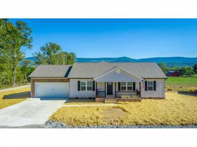 Home For Sale in Dunlap, Tennessee