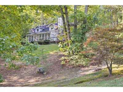 Home For Sale in Tunnel Hill, Georgia