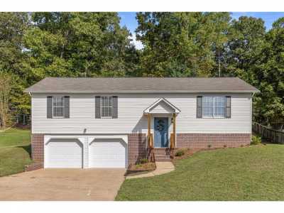 Home For Sale in Soddy Daisy, Tennessee