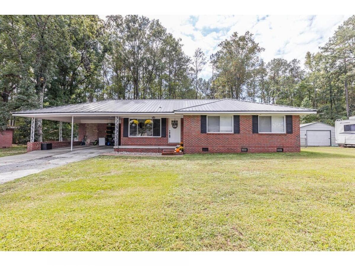 Picture of Home For Sale in Dalton, Georgia, United States