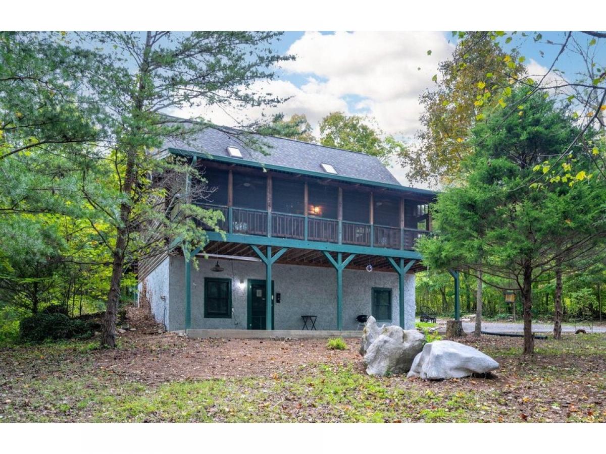 Picture of Home For Sale in Lafayette, Georgia, United States