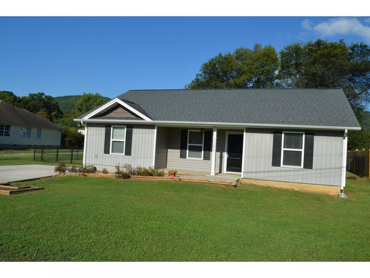 Picture of Home For Sale in Soddy Daisy, Tennessee, United States