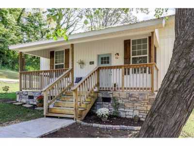 Home For Sale in Calhoun, Georgia