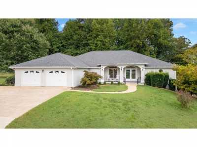 Home For Sale in Ooltewah, Tennessee