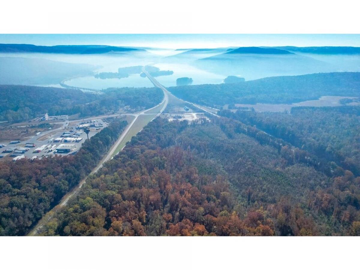 Picture of Residential Land For Sale in Jasper, Tennessee, United States