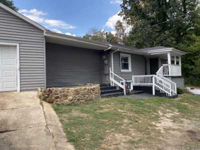 Home For Sale in Chickamauga, Georgia