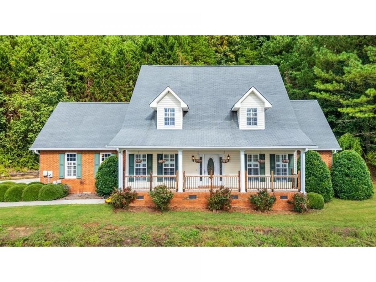 Picture of Home For Sale in Cohutta, Georgia, United States