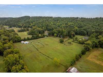 Home For Sale in Mcdonald, Tennessee