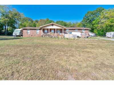 Home For Sale in Rossville, Georgia