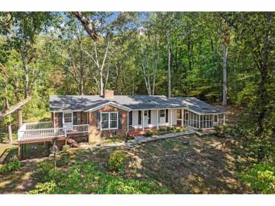 Home For Sale in Jasper, Tennessee