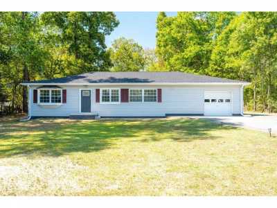 Home For Sale in Rossville, Georgia