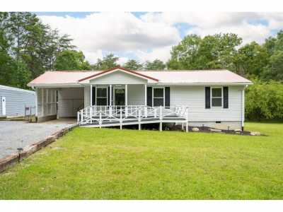 Home For Sale in Soddy Daisy, Tennessee