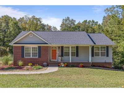 Home For Sale in Cleveland, Tennessee