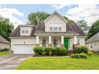 Home For Sale in Hixson, Tennessee