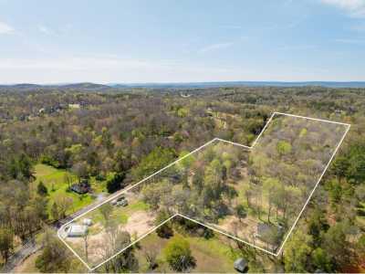 Home For Sale in Harrison, Tennessee