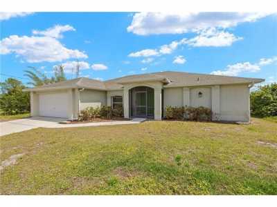 Home For Sale in Lehigh Acres, Florida