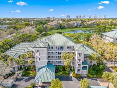 Home For Sale in Bonita Springs, Florida