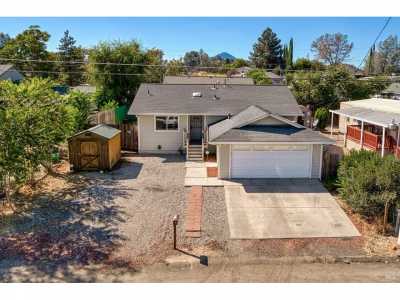 Home For Sale in Clearlake, California