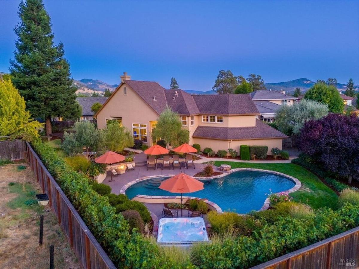 Picture of Home For Sale in Santa Rosa, California, United States