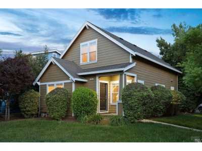 Home For Sale in Santa Rosa, California