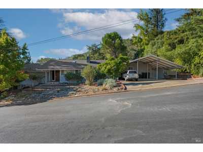 Home For Sale in Ukiah, California