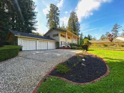 Home For Sale in Santa Rosa, California