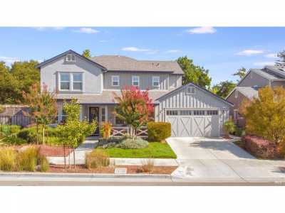 Home For Sale in Petaluma, California