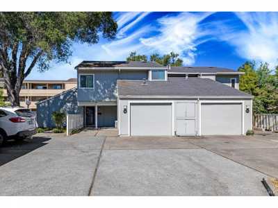 Home For Sale in Santa Rosa, California