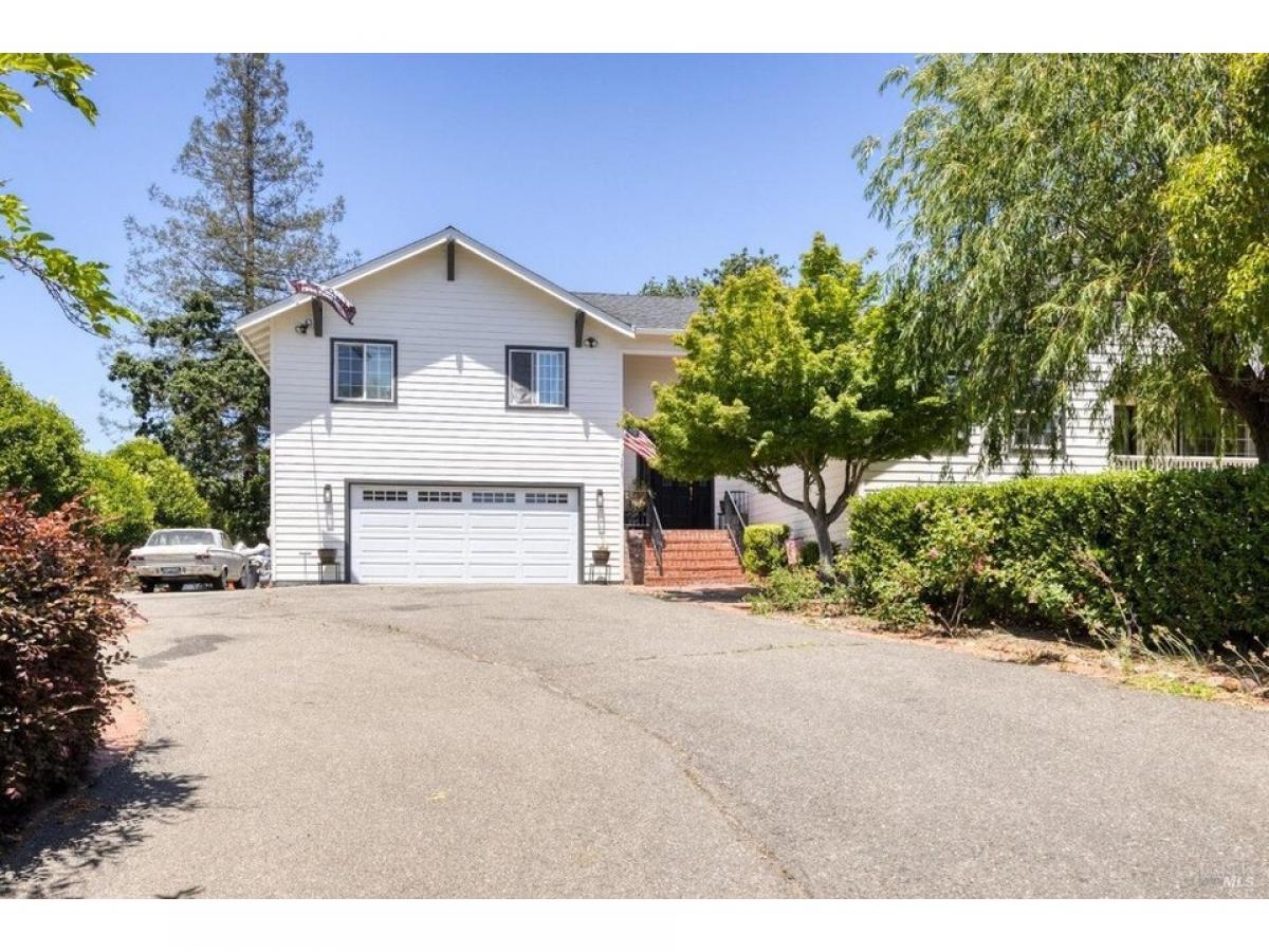 Picture of Home For Sale in Santa Rosa, California, United States