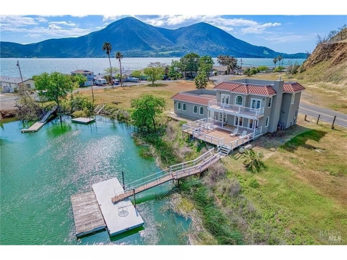 Picture of Home For Sale in Clearlake, California, United States