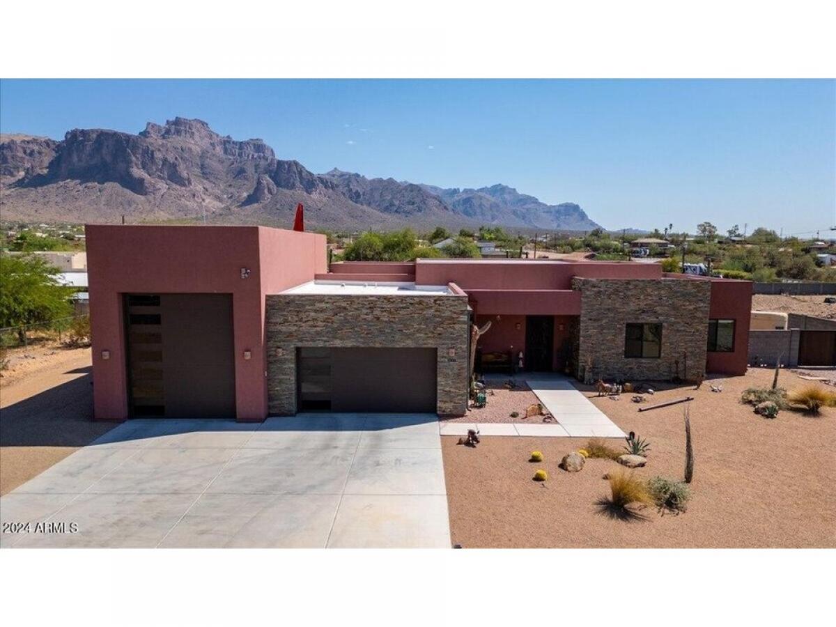 Picture of Home For Sale in Apache Junction, Arizona, United States