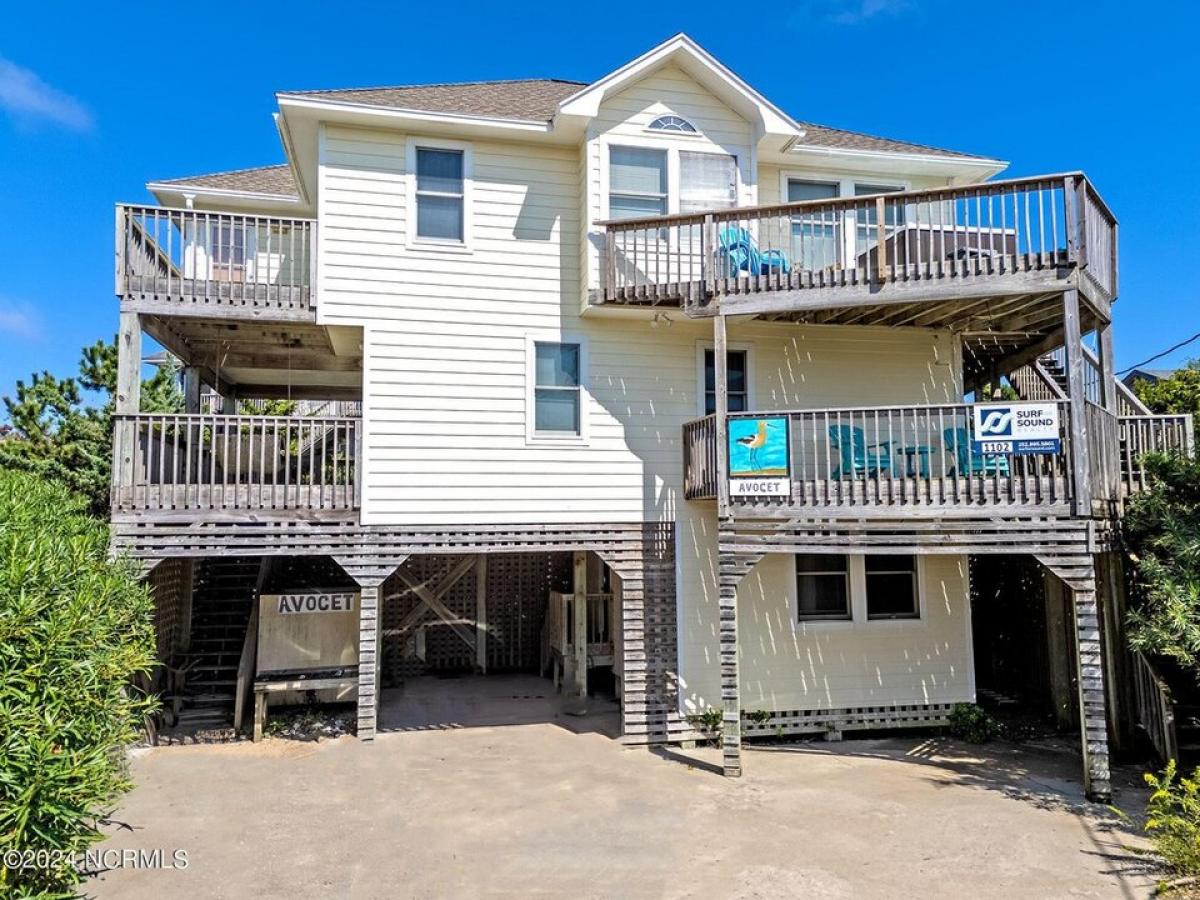 Picture of Home For Sale in Avon, North Carolina, United States