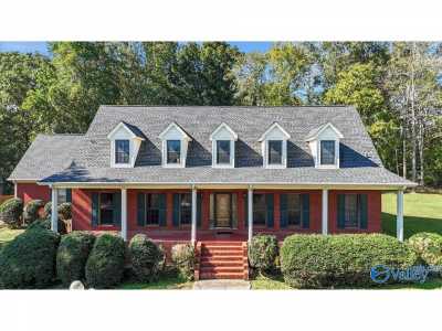 Home For Sale in Hazel Green, Alabama