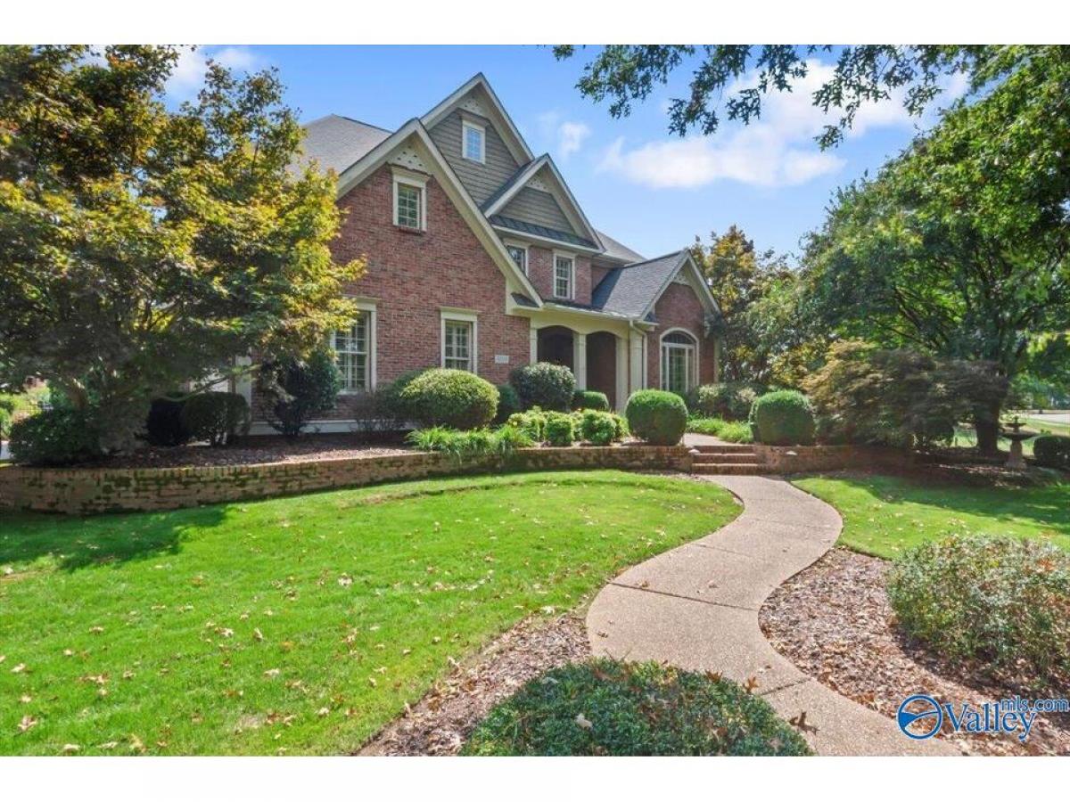 Picture of Home For Sale in Owens Cross Roads, Alabama, United States