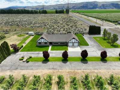 Home For Sale in Mattawa, Washington