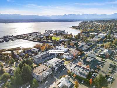 Condo For Sale in Comox, Canada